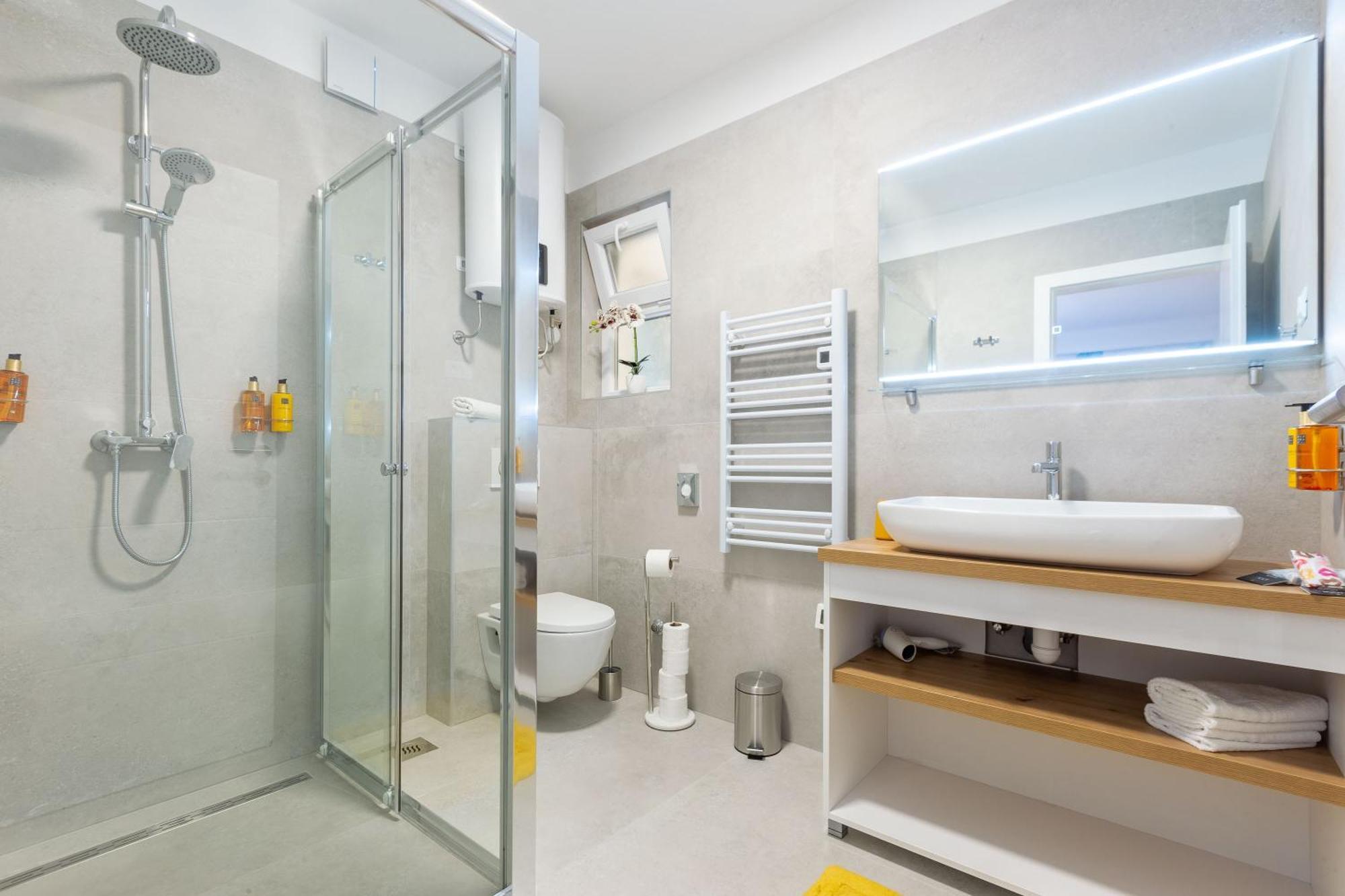 2M Exclusive Rooms ซาดาร์ ภายนอก รูปภาพ